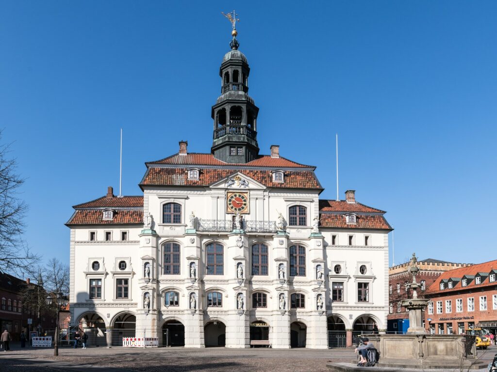 Historisch stadhuisgebouw als beeld voor gemeentelijke overstap naar cloud-ERP